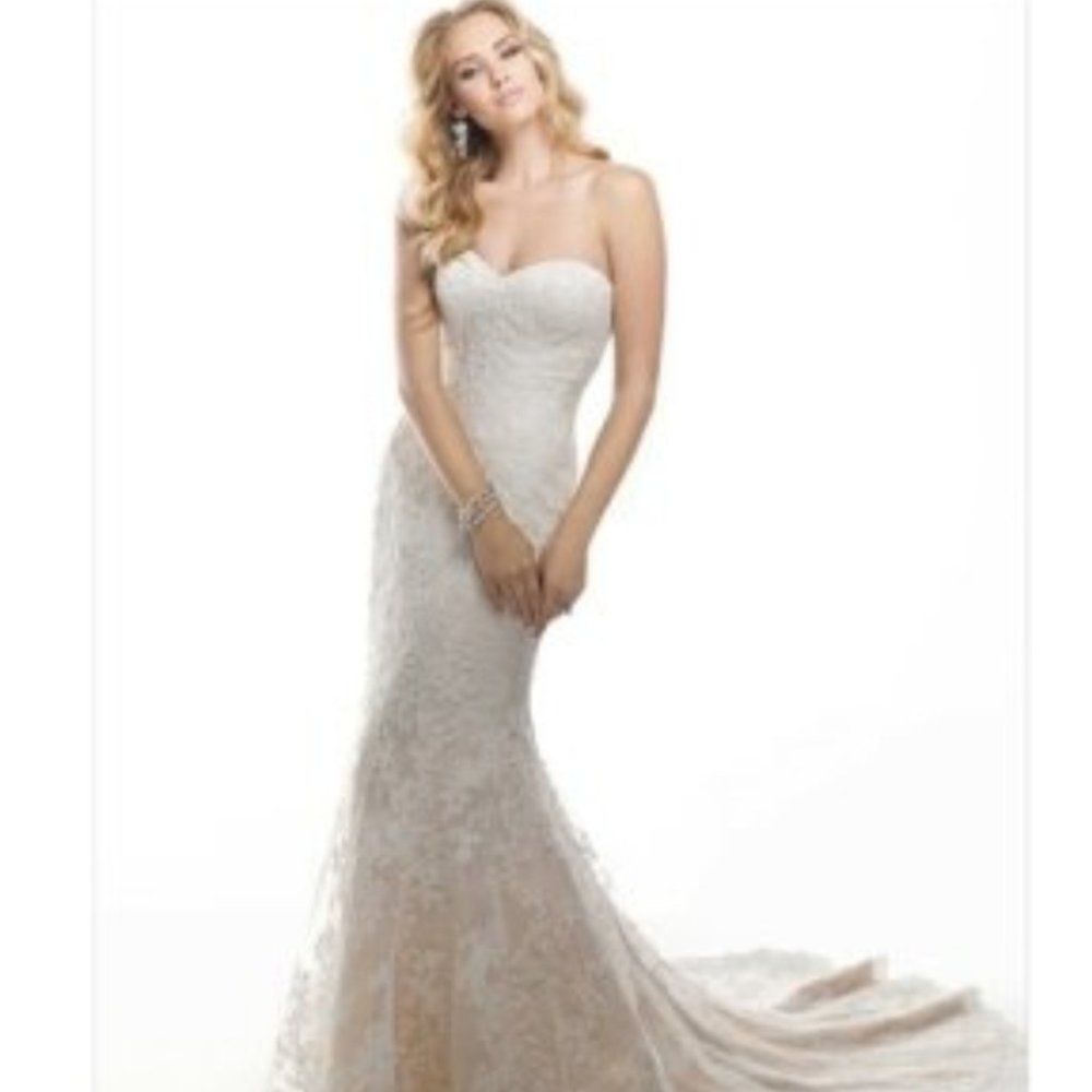 wedding dress